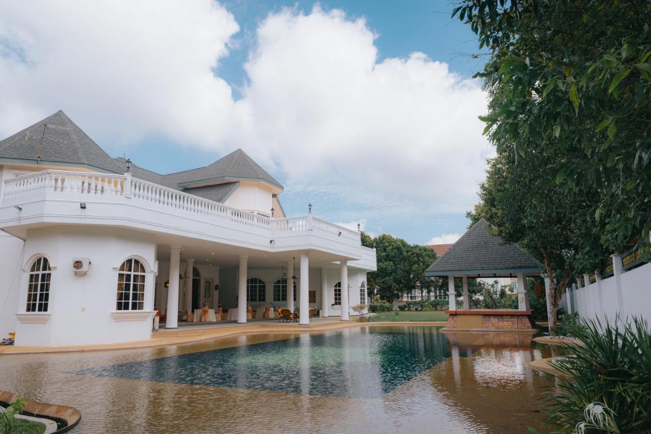 The Kahaani Hotel Ayer Keroh Luaran gambar